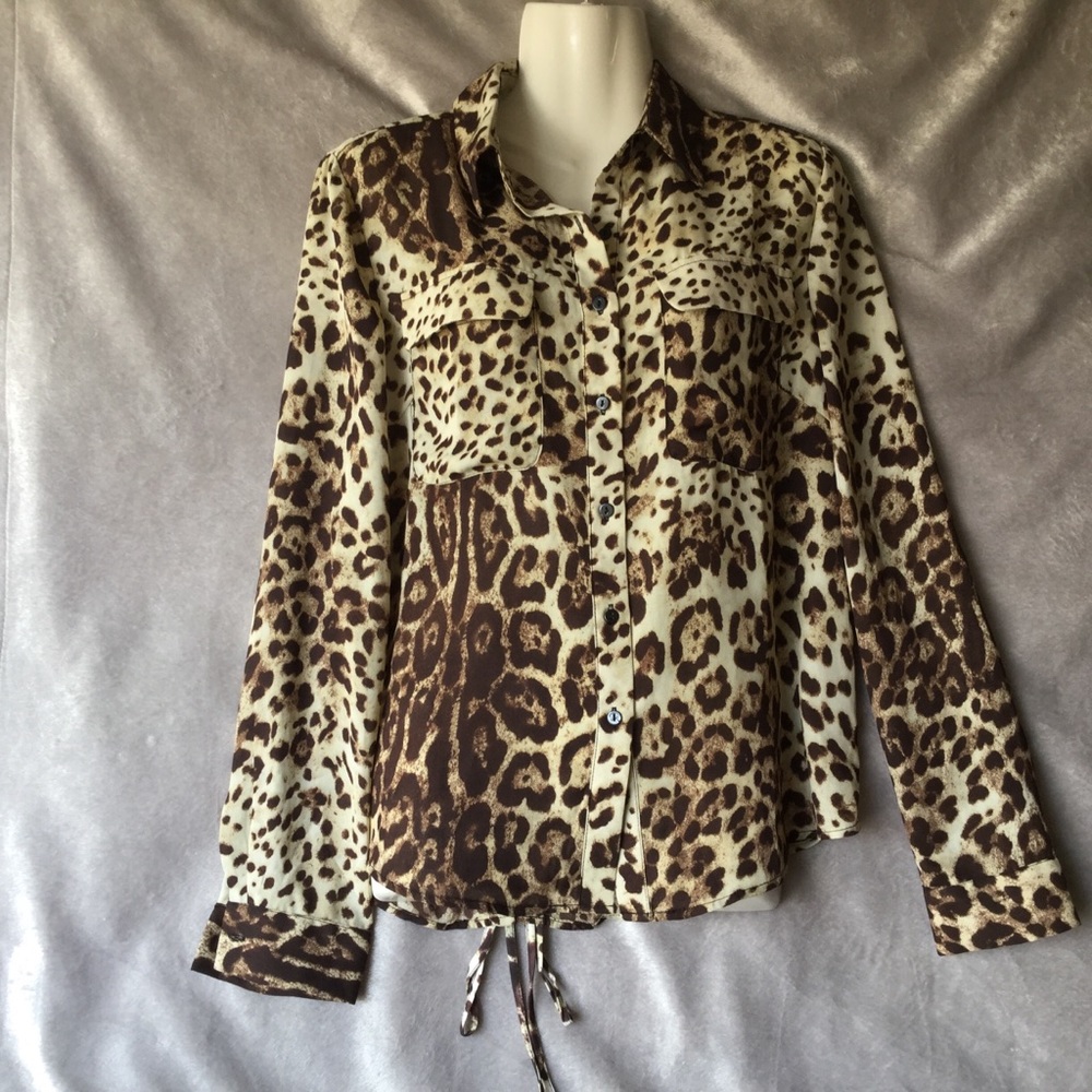Le Lis Long Sleeve Animal Print Blouse Size M